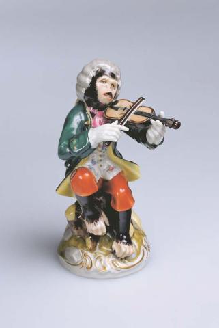 Artwork Monkey musicians (conductor and violin, trumpet, flute and cello players) this artwork made of Hard-paste porcelain slip-cast from the 18th century models and decorated in polychrome overglaze enamels with gilt details, created in 1850-01-01