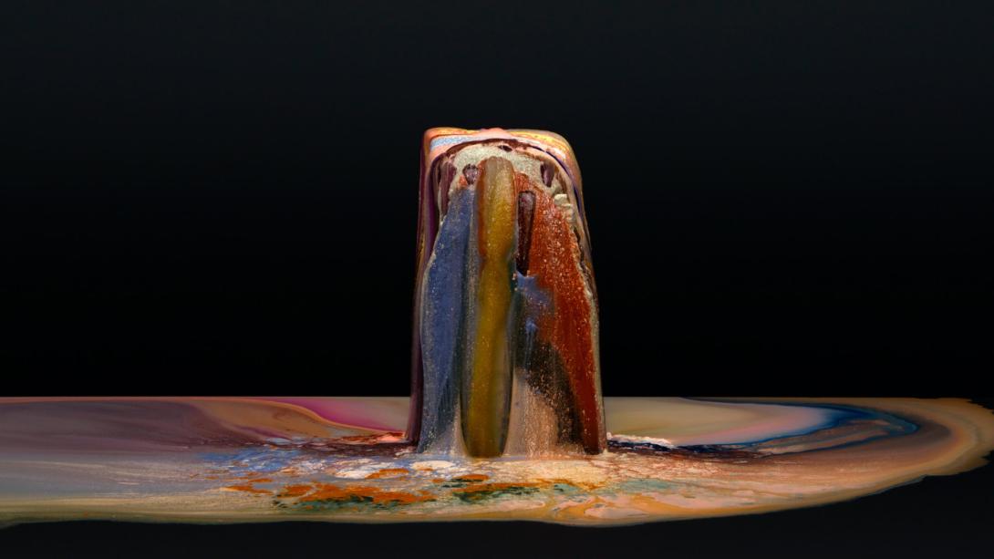 Artwork The Earth is an hourglass this artwork made of Single-channel 4K video: 38:33 minutes, colour, 16:9, created in 2024-01-01