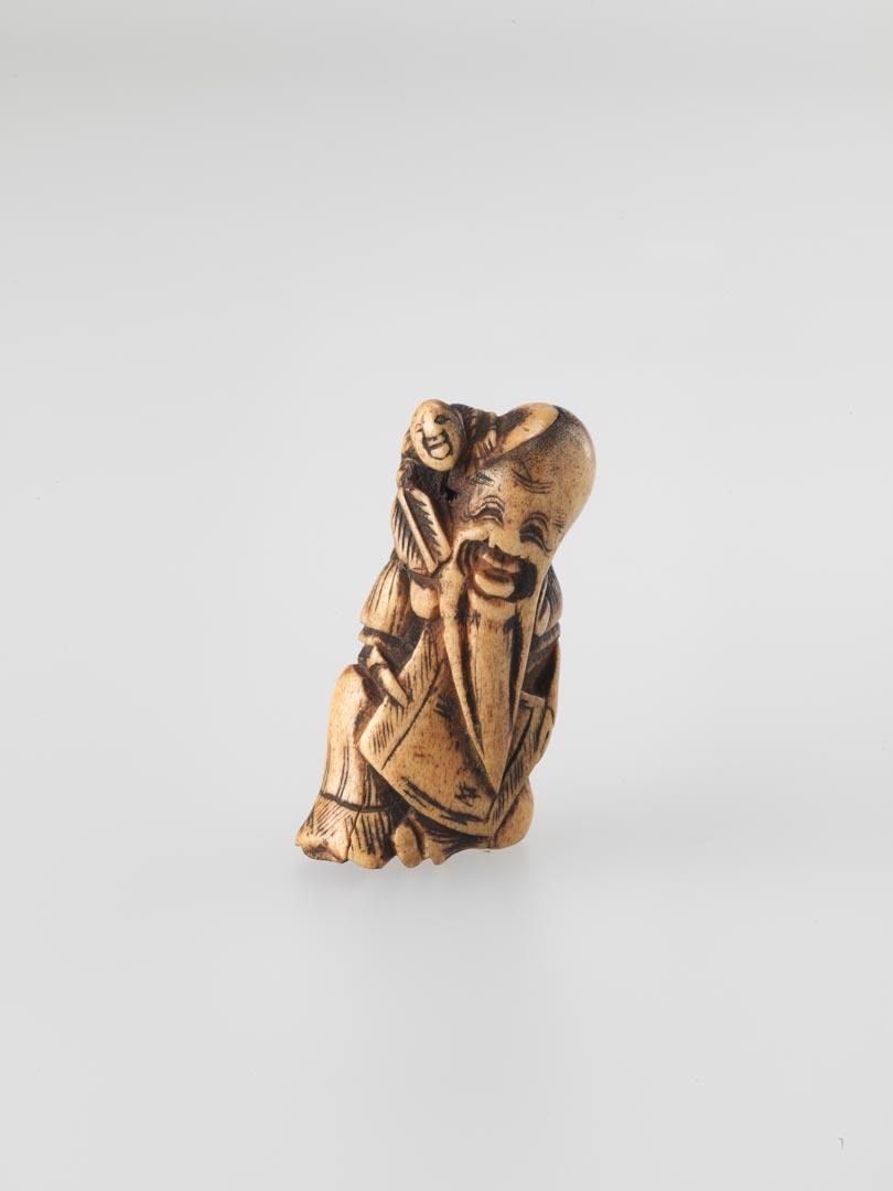 Artwork Netsuke: (Fukurokuju) this artwork made of Carved ivory, created in 1800-01-01