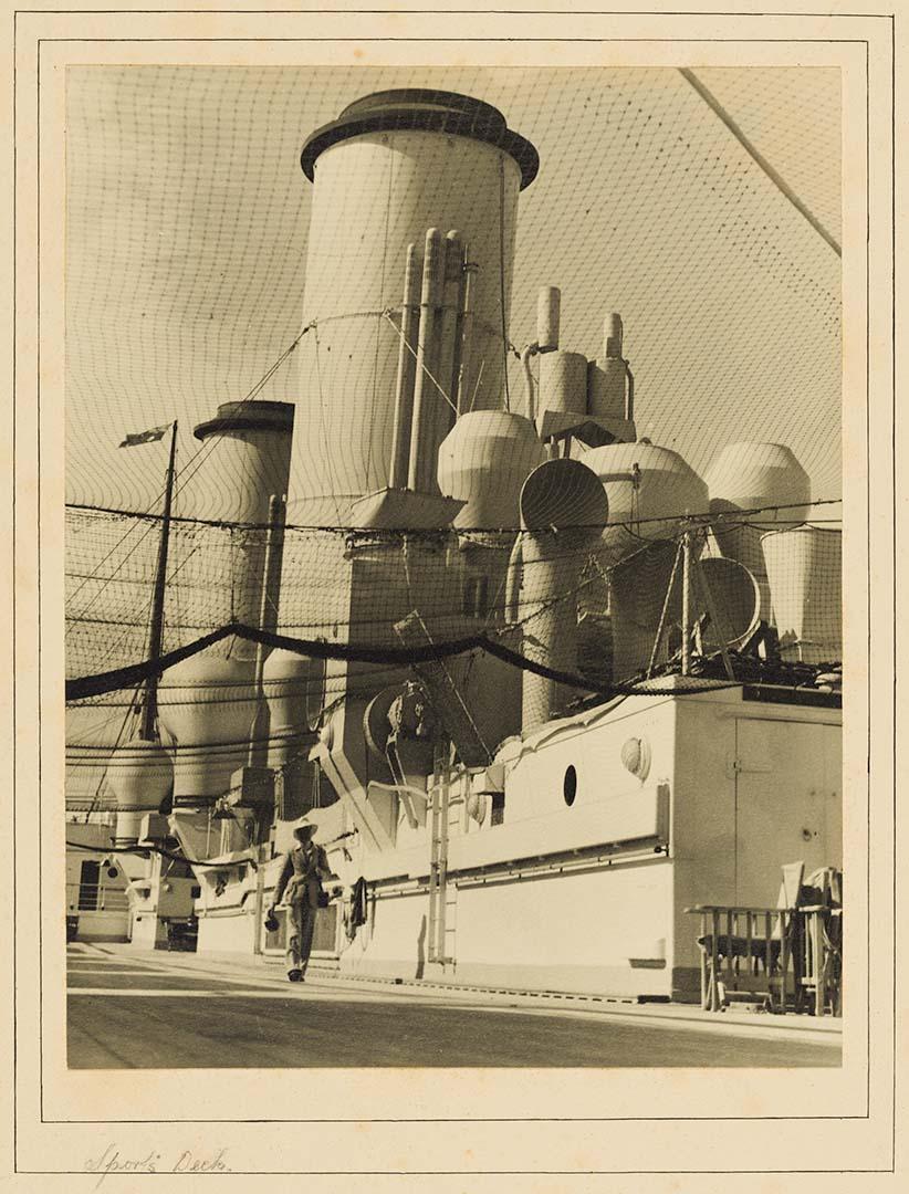 Artwork Sports deck this artwork made of Gelatin silver photograph on paper, created in 1935-01-01