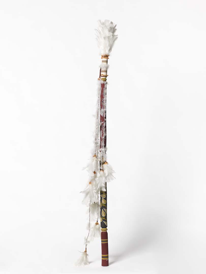 Artwork Banumbirr (Morning Star pole) this artwork made of Wood, cotton thread, commercial feathers, feathers, synthetic polymer paint, created in 1999-01-01