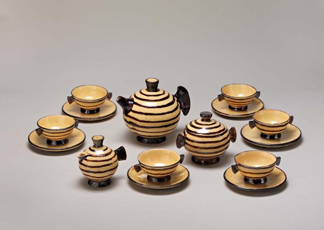 Artwork Tea service this artwork made of Wheel-thrown glazed earthenware with slip decoration, created in 1945-01-01