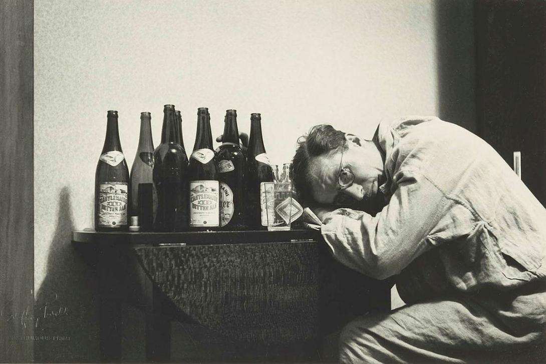 Artwork (Portrait of flat mate, Spring Hill) this artwork made of Gelatin silver photograph on paper, created in 1939-01-01