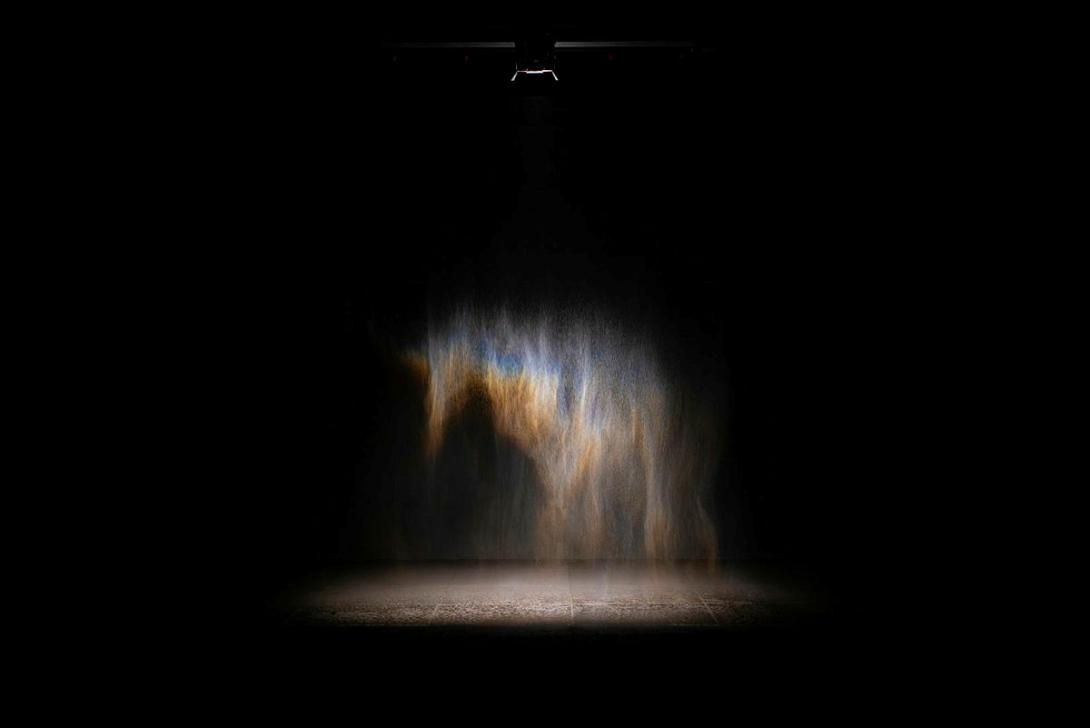 Artwork Beauty this artwork made of Spotlight, water, nozzles, hose, pump, created in 1993-01-01