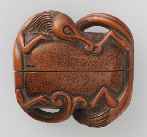Artwork Inro:  (lizard motif) this artwork made of Carved boxwood with single compartment, created in 1800-01-01