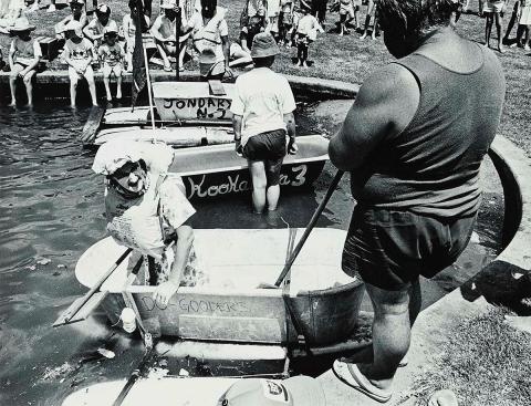 Artwork Bath tub derby, Toowoomba (from 'Journeys north' portfolio) this artwork made of Gelatin silver photograph on paper, created in 1986-01-01