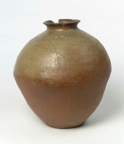 Artwork Narrow-necked jar (tsubo) this artwork made of Stoneware, coil and hand-built dark clay with ash deposits, created in 1400-01-01