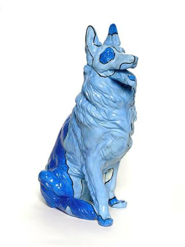 Artwork Sea hund (hound) this artwork made of Slip-cast, white earthenware, glazed blue shaded to white with abstract design, created in 2002-01-01