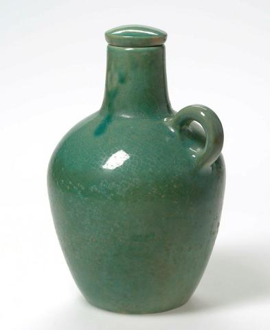 Artwork Flask with lug this artwork made of Earthenware, wheelthrown with imperfect light green glaze, created in 1940-01-01