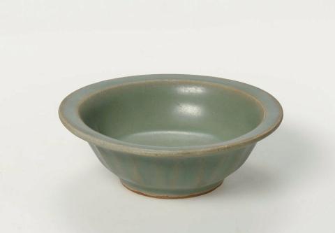 Artwork Twin fish plate this artwork made of Stoneware, Longquan celadon glaze, created in 1127-01-01