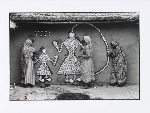 Artwork Women making a Samha Devi image, Haryana this artwork made of Gelatin silver photograph