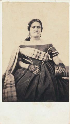 Artwork Mrs Maehonua (Lucy Muolo Maehonua) this artwork made of Albumen photograph on paper mounted on card