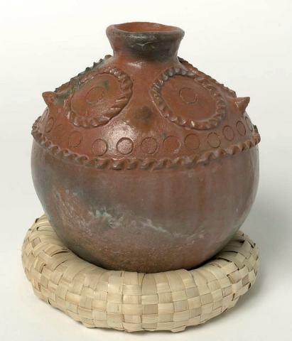 Artwork Saqa water vessel 5 this artwork made of Earthenware, created in 2021-01-01