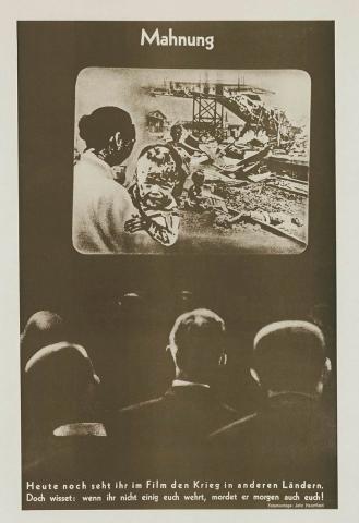Artwork Mahnung Doch wisset: wenn ihr nicht einig euch wehrt, mordet er morgen auch euch! (Warning: If you do not stand together, the war will kill you too) this artwork made of Photo-lithograph on paper, created in 1937-01-01
