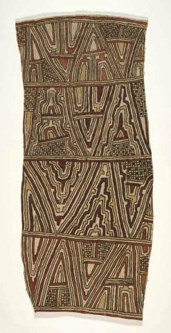 Artwork Dahoru’e, hitai, buborianӧ’e ohu’o tubӧre une – Ӧmie mountains river boulder, beaks of the Papuan Hornbill and eggs of the Dwarf Cassowary, this artwork made of Natural pigments on hand-beaten paper mulberry nioge (barkcloth), created in 2015-01-01