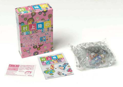 Artwork Mr. DOB & Mushrooms / White (from the 'SUPERFLAT MUSEUM' series by Takashi Murakami) this artwork made of Plastic figurine in pink cardboard box with leaflets, created in 2003-01-01
