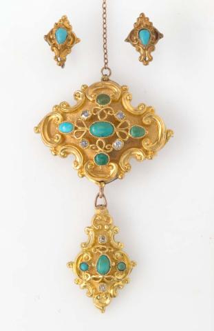 Artwork Brooch and earrings this artwork made of Gold with diamonds and turquoise