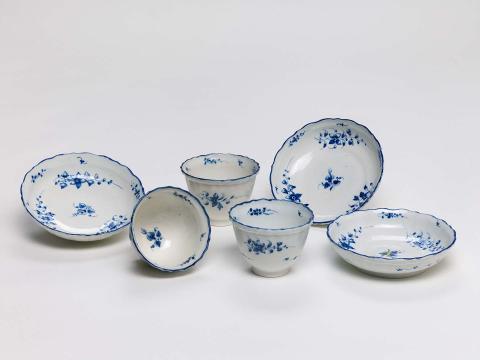 Artwork Tea bowls and saucers this artwork made of Porcelain, greyish body and tinted blue glaze decorated with Chantilly spring pattern in cobalt, created in 1775-01-01