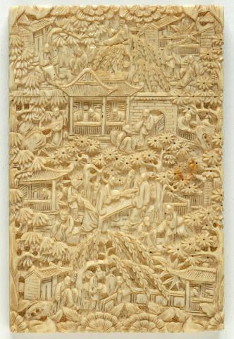 Artwork Card case this artwork made of Ivory, carved, created in 1800-01-01