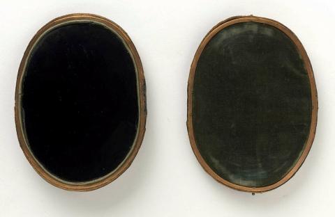 Artwork Claude Lorraine mirror this artwork made of Black glass with leather case, created in 1964-01-01