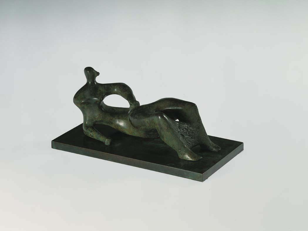Artwork Reclining figure:  Prop this artwork made of Bronze maquette, created in 1975-01-01