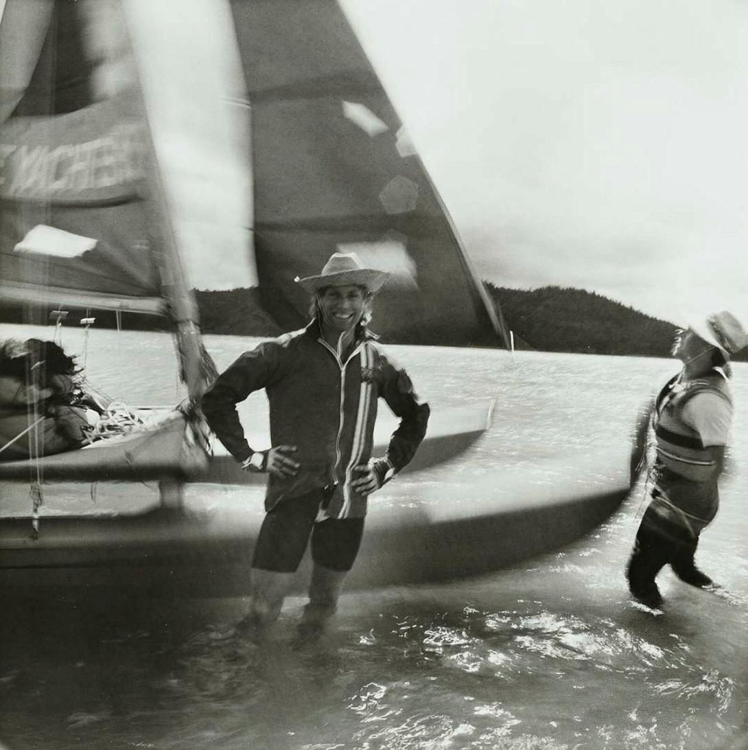 Artwork Long distance catamaran sailors on their way up the north Queensland coast, Henning Island (Whitsunday group) (from 'Journeys north' portfolio) this artwork made of Gelatin silver photograph on paper, created in 1986-01-01