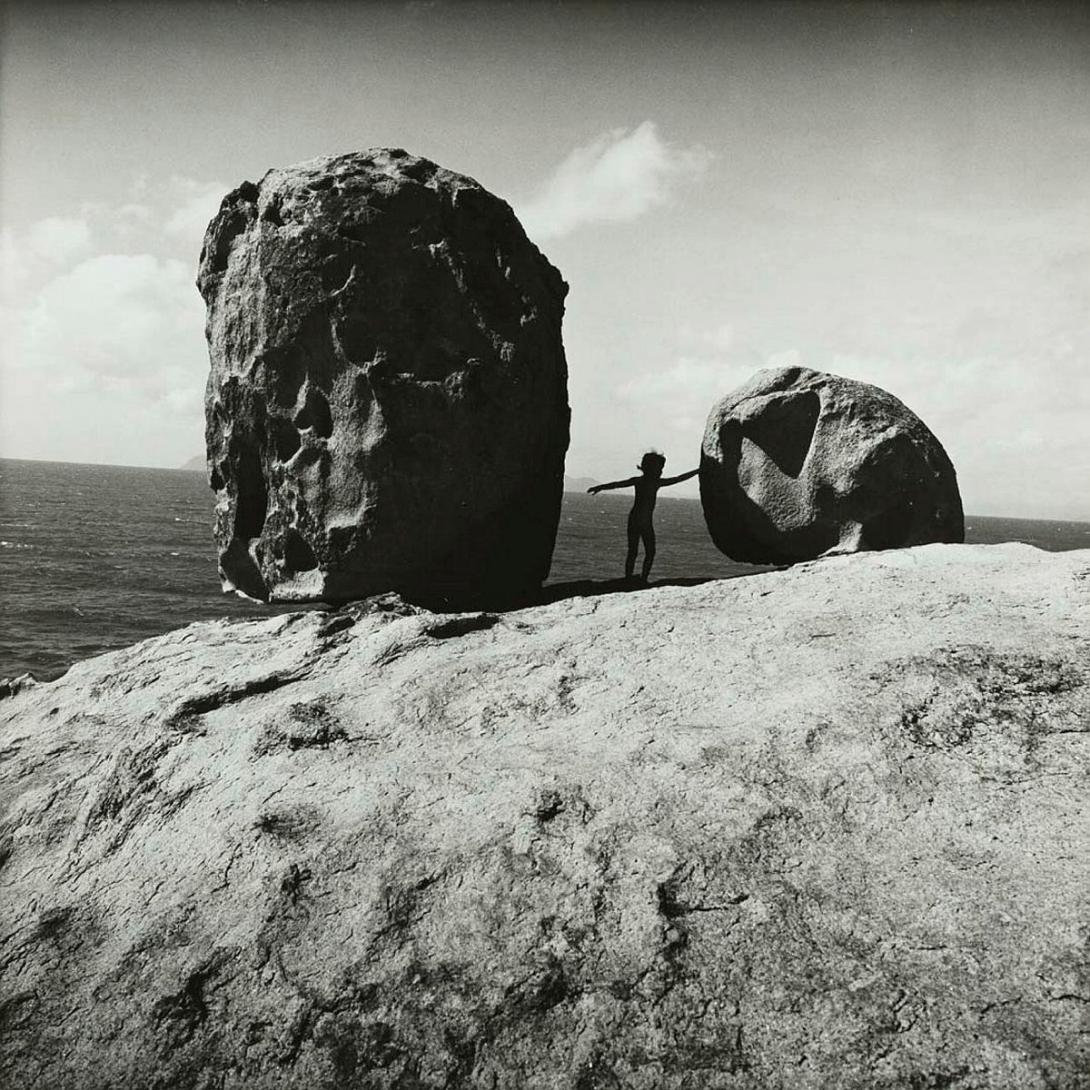 Artwork Balancing rocks with seascape off Bowen (from 'Journeys north' portfolio) this artwork made of Gelatin silver photograph on paper, created in 1986-01-01