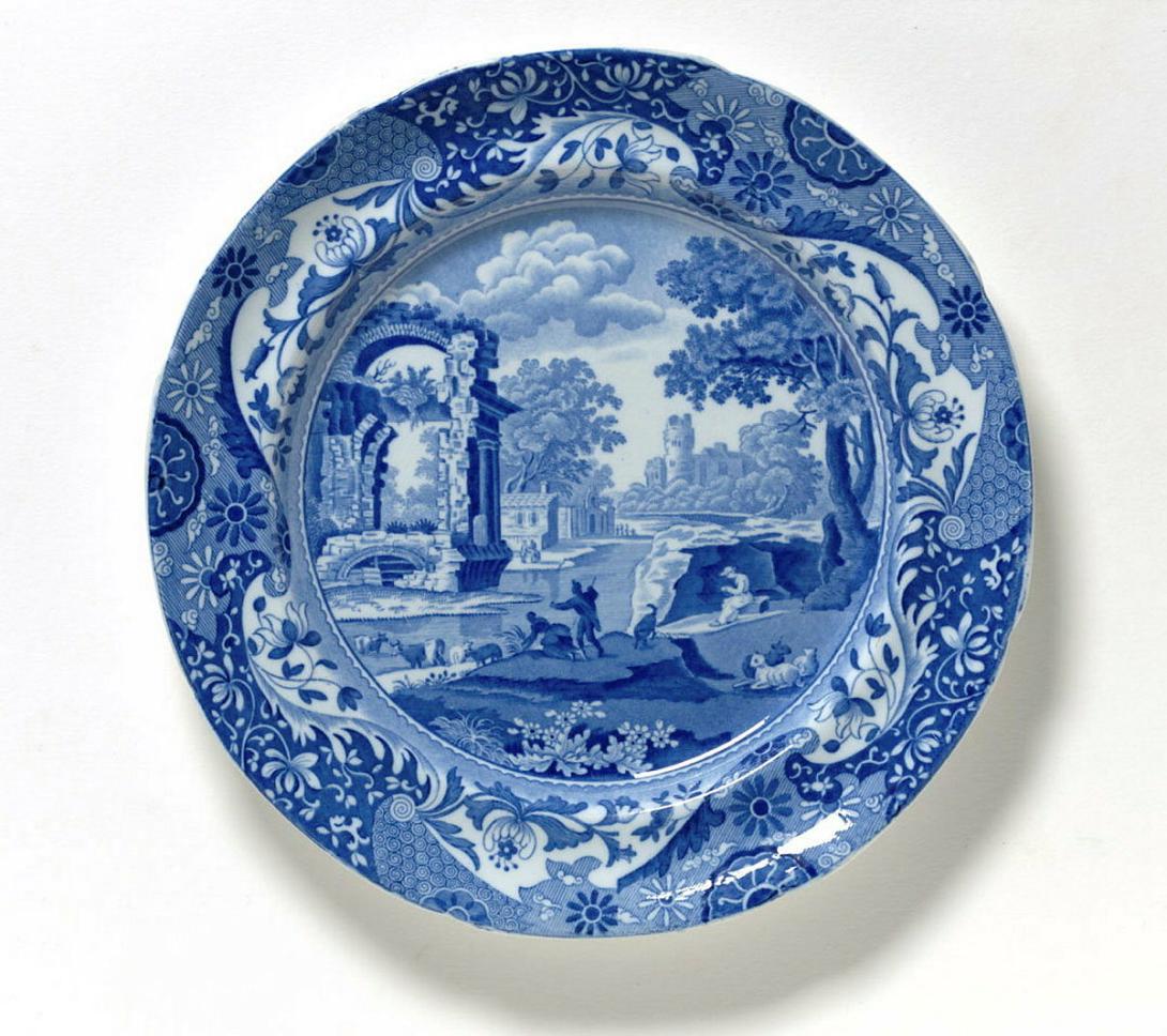 Artwork Plate:  Italian this artwork made of Earthenware, eight lobed plate transfer printed in underglaze cobalt, created in 1816-01-01