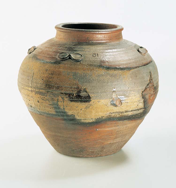 Artwork Narrow-necked jar with lugs (tsubo) this artwork made of Stoneware, coil built with natural ash glaze, created in 1574-01-01