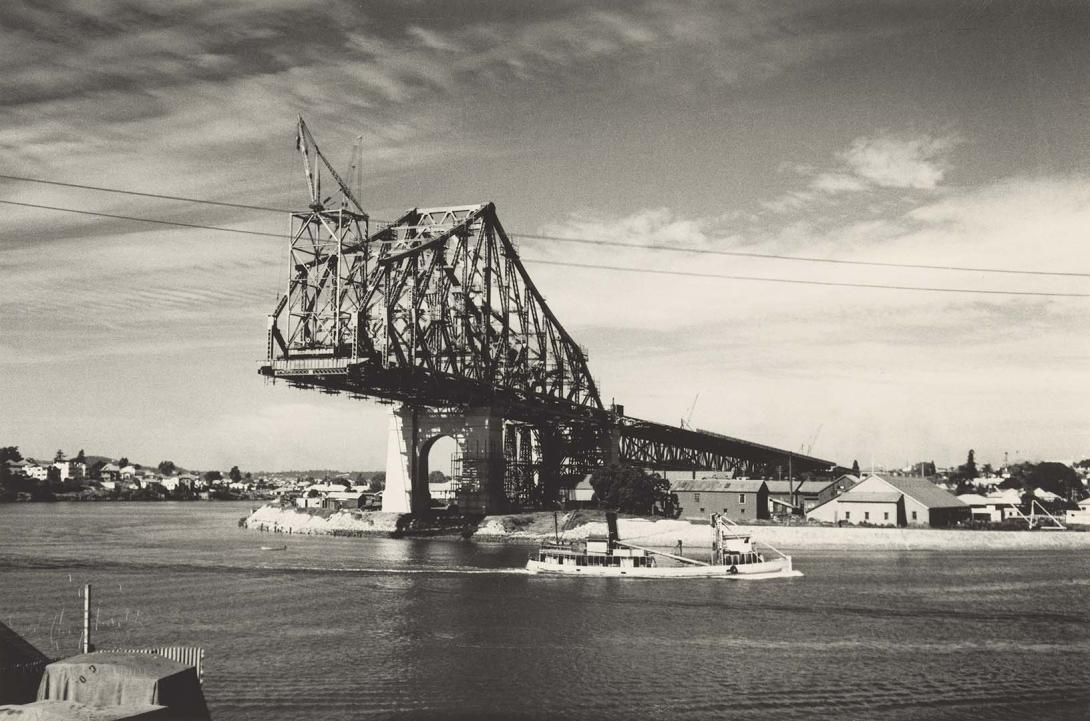 Artwork (Construction of Story Bridge, Brisbane) this artwork made of Gelatin silver photograph on paper, created in 1939-01-01