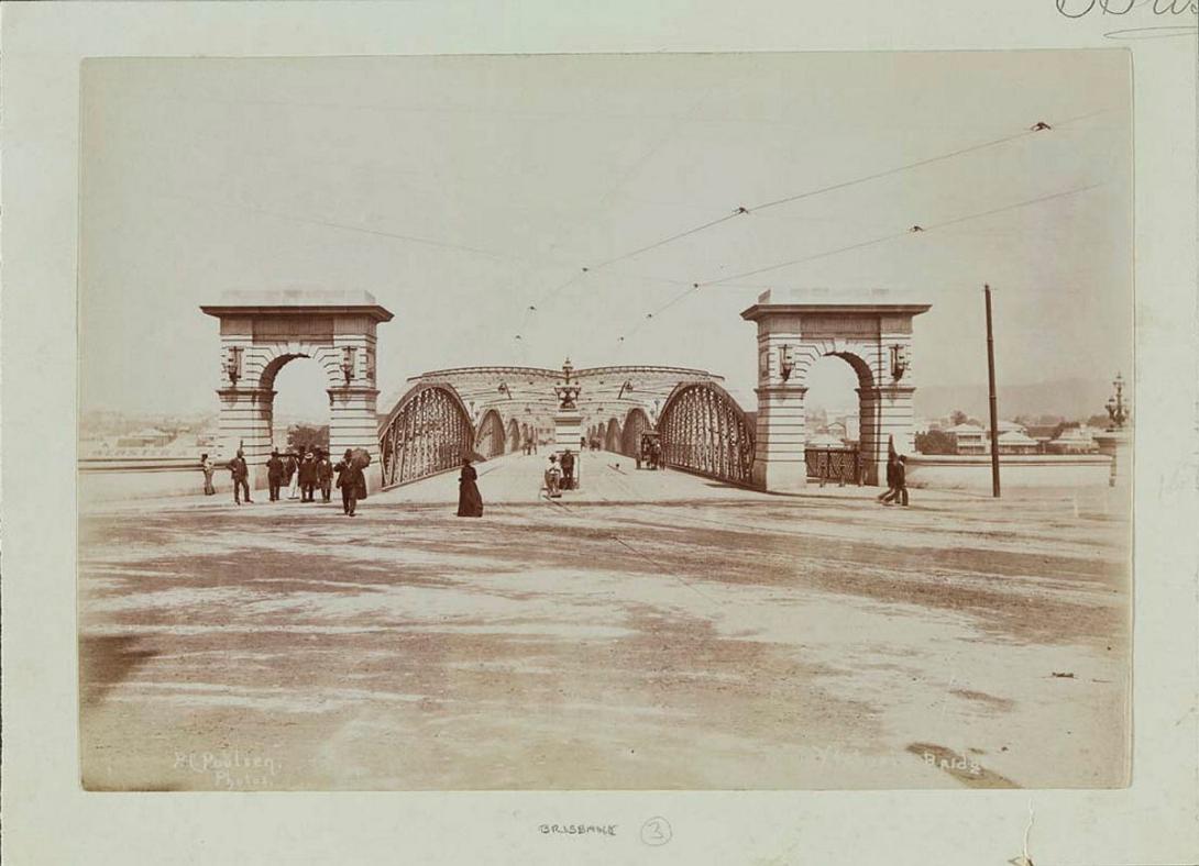 Artwork Victoria Bridge this artwork made of Albumen photograph on paper mounted on card, created in 1880-01-01