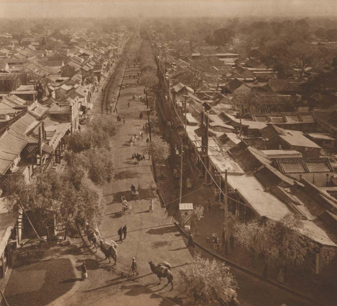 Artwork A street in the Tatar City (plate XXII from ‘The Pageant of Peking’ book) this artwork made of Photogravure tipped on paper page, created in 1915-01-01