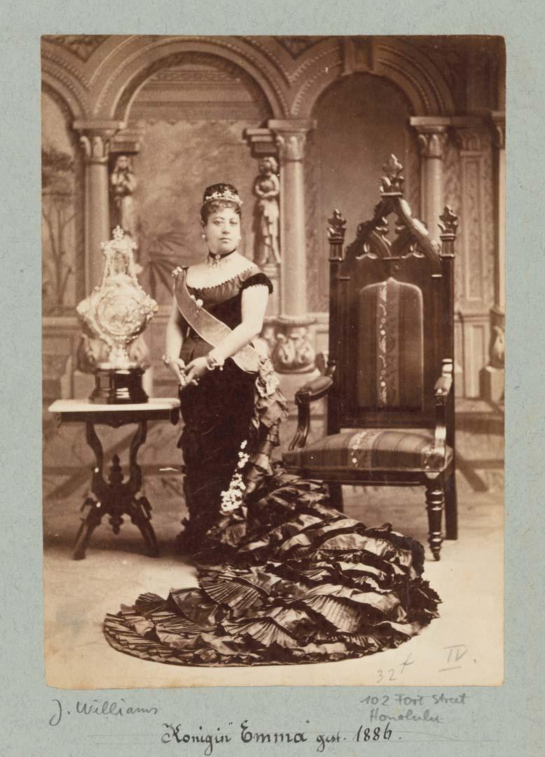 Artwork Queen Emma of Hawai’i, Honolulu this artwork made of Albumen photograph on paper mounted on card, created in 1886-01-01