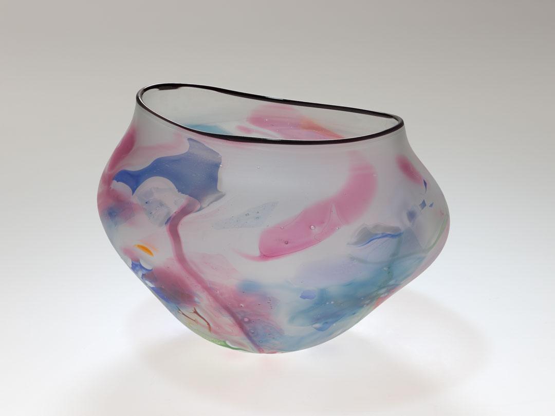Artwork Glass bowl (from 'Gentle leaves' series) this artwork made of Blown clear and coloured glass, created in 1993-01-01